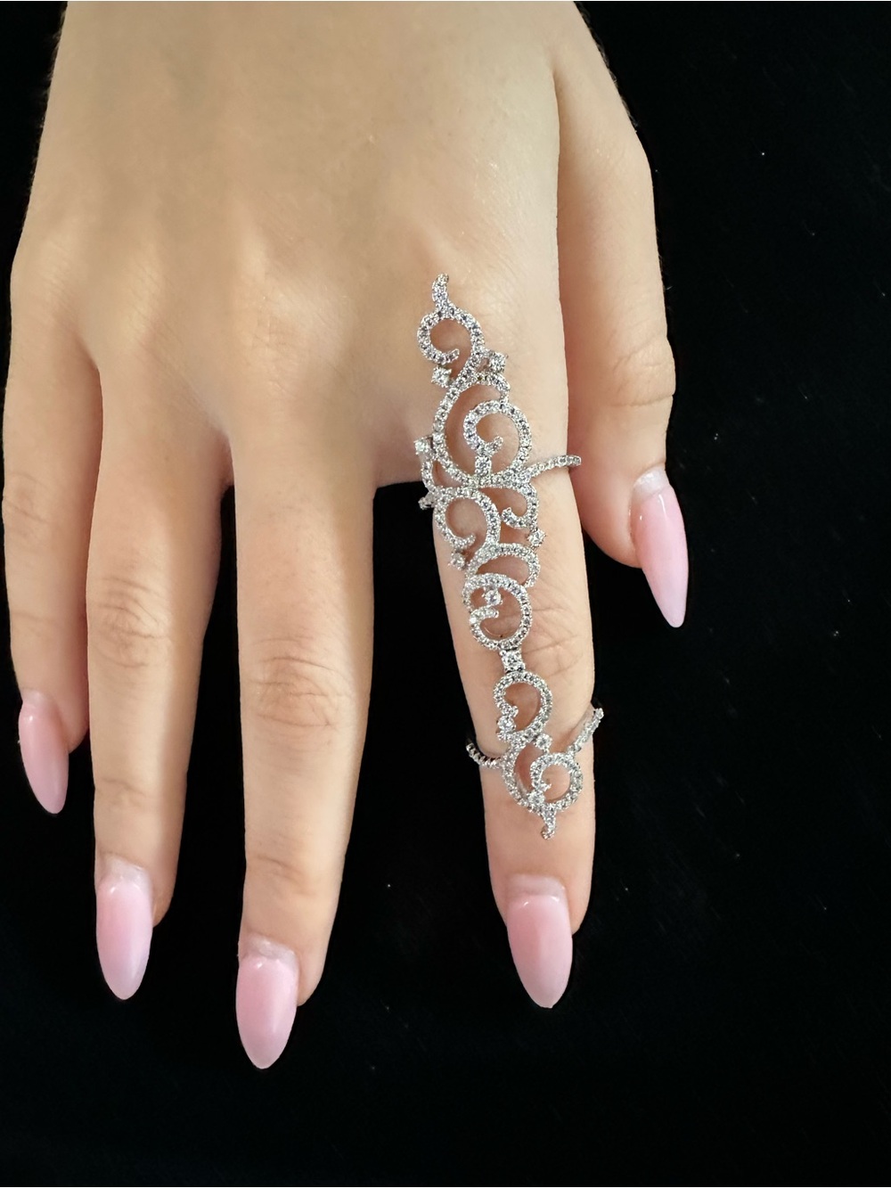 Elegant  925 Sterling Silver Crystal Filigree Long Ring